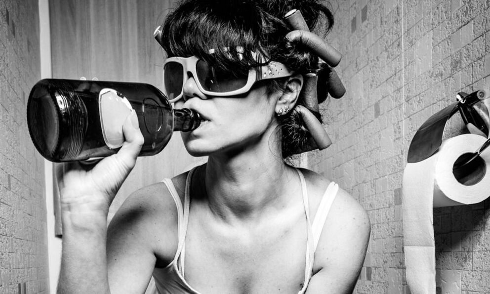 Bea fete alcoolice